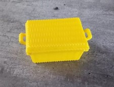 PLAYMOBIL PIECE YELLOW TRUNK VINTAGE