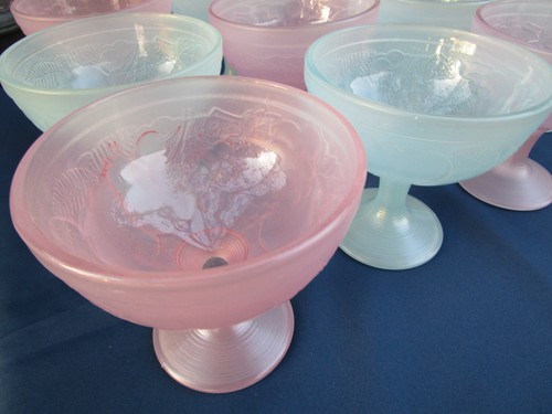 Coupes glace fruits sur - glace,