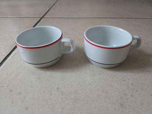 Lot tasses galeries - lot,