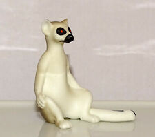 1 LEMURIEN KATTA ASSIS