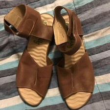 Groundhog Ribba brown leather sandals size 39