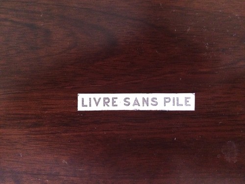 étiquette livré sans - “,
