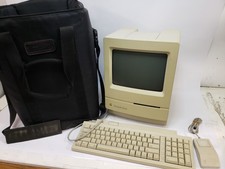 Apple Macintosh Classic M0420 w/ Keyboard Mouse and Carrying Case Mac OS 6.08