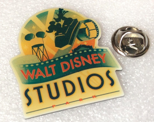Rare pin disneyland - rare, paris