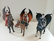 Trois elfes de l'ombre à cheval - Figurines Schleich - Fantasy