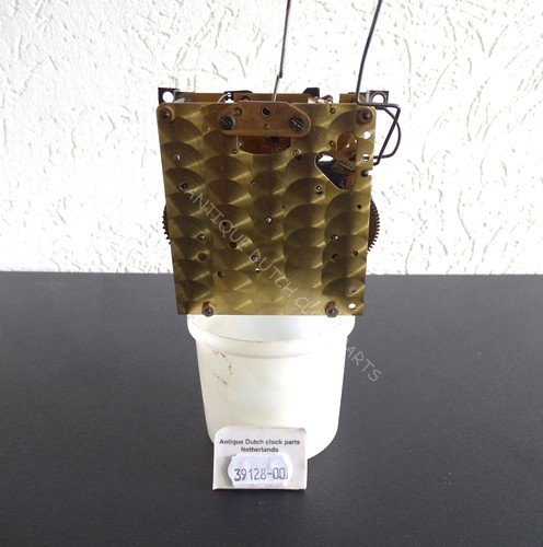 Small warmink stoel clock - small,