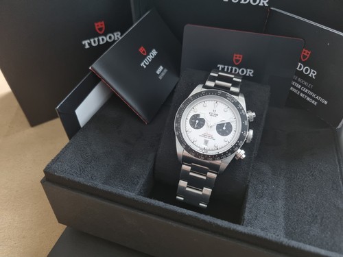 Tudor black bay - bay, chrono