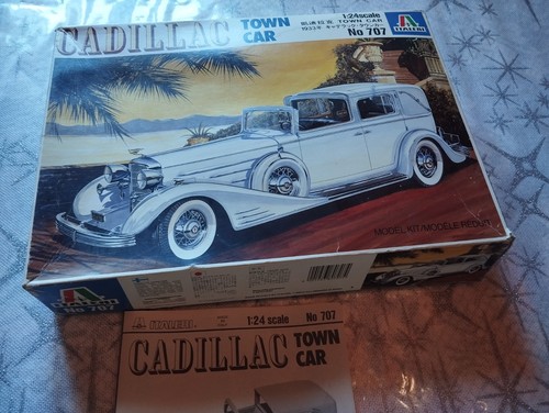 Italeri cadillac town - town, car