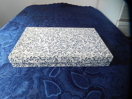 Ancienne boite coffret tissus - boite,
