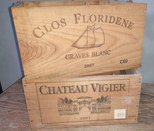 2 CAISSES A VIN VIDES Château