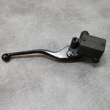 Maitre cylindre frein AV