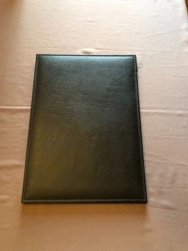 Porte documents.