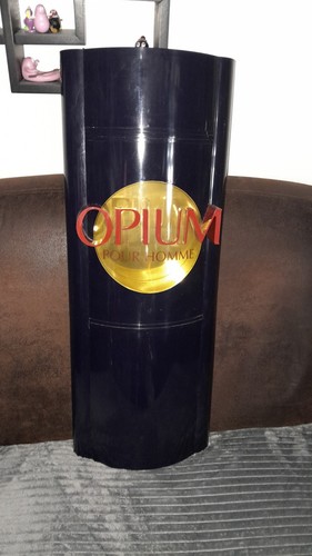 Présentoir parfum opium