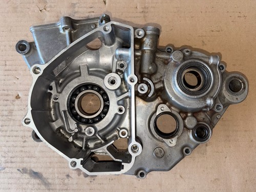 Carter moteur gauche kawasaki - carter,