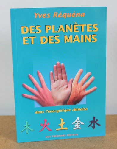 Des planètes mains - planètes, et
