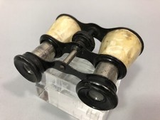 Anciennes JUMELLES DE THÉÂTRE c1900 Tôle laquée et résine imitation nacre