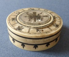 Boite ronde 18e siècle avec