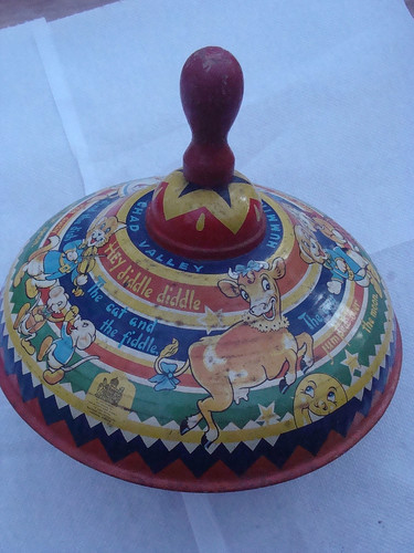 Ancienne toupie tole - ancienne, en