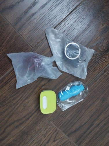 Tupperware lot porte cles - porte,