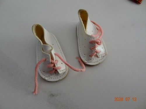 Chaussures vintage poupée