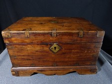 Coffre de marine en bois