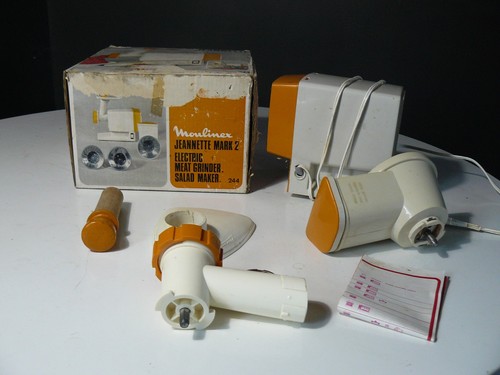 Magnifique robot jeannette - magnifique,