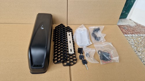 Boîtier pour batterie - , de