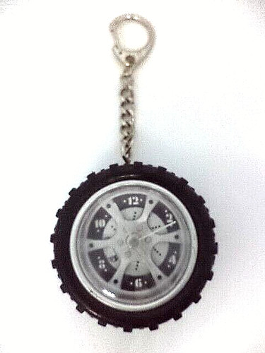 Porte clef horloge roue - horloge,