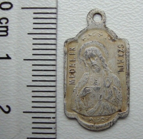 Pendentif ancien médaille