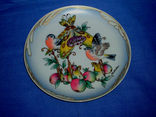 Belle assiette porcelaine - assiette, en