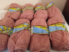 Lot de 8 pelotes de laine