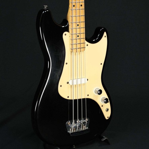 Squier fender affinity - by,
