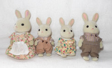 SYLVANIAN FAMILIES FIGURE - MILK RABBIT FAMILY - RABBIT FAMILY FLOCKED CREAM