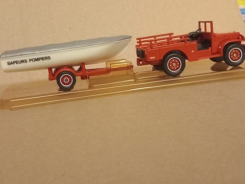 Camion pompiers dodge - pompiers,