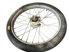 ANCIENNE ROUE DE MOBYLETTE