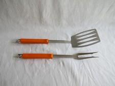 2 ustensiles de cuisine