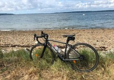 Vélo route triban RC120