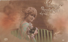 WOMEN'S ELEGANT BIRTHDAY CP WITH FLOWERS ON COUCH - 43219