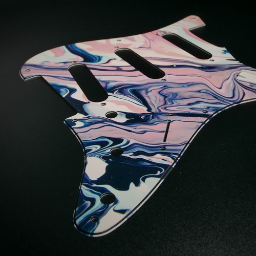 Pickguard fender strat - strat, •