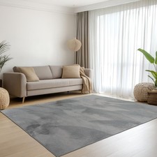Tapis anthracite doux et soyeux effet lapin brillant pour salon et chambre