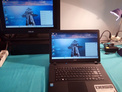 Acer aspire es1 - acer, de