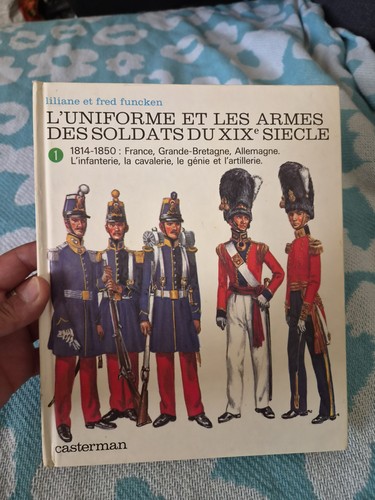 Uniformes armes des - et,