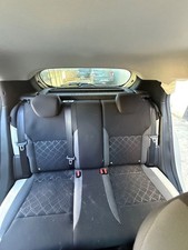 siéges arrière NISSAN MICRA