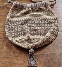 vêtement ancien : Aumonière