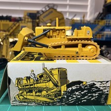 Caterpillar D9G Dozer w/ Ripper & Drawbar - 1/50 - Gescha #287