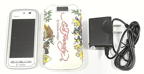 Nokia nuron 5230 white and - nokia,