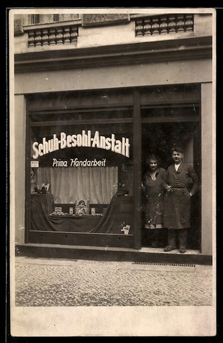 Carte postale photo - , vitrine