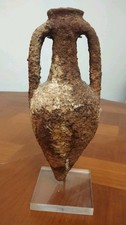 Amphore de mer antique