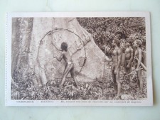 Carte postale village Cochinchine Bienhoa Ro traçant une roue charette Gay Gia