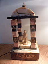 STATUETTE DE NAPOLEON SOUS PORTIQUE EN MARBRE ET ONYX